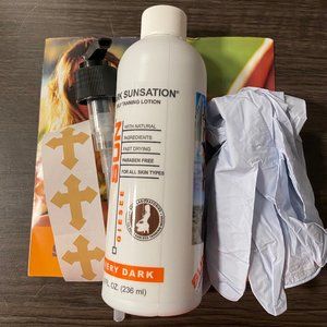 Very dark self tanning lotion